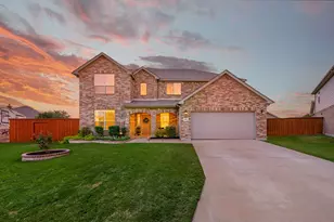 325 Little John Ct, Saginaw, TX 76179 - Photo 1
