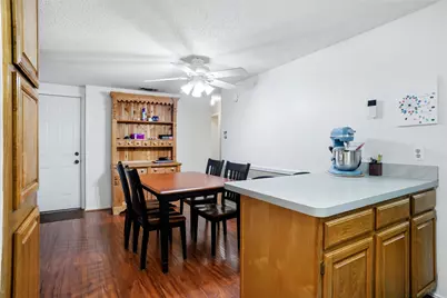 5305 Faireast Court, Arlington, TX 76018 - Photo 7
