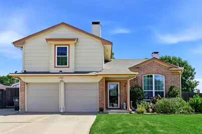 5305 Faireast Court, Arlington, TX 76018 - Photo 1