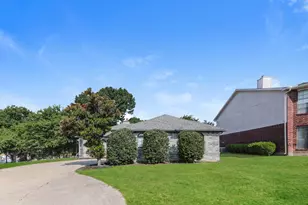 701 Long Hill Ct, McKinney, TX 75071 - Photo 17