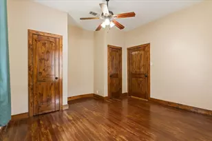 9142 5th St, Crawford, TX 76638 - Photo 21