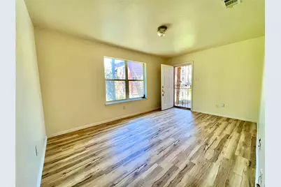 5004 Chapman Street, Fort Worth, TX 76105 - Photo 5