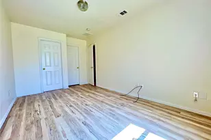 5004 Chapman St, Fort Worth, TX 76105 - Photo 11