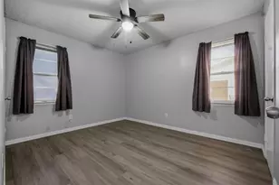 4577 Bonanza Ln, Dallas, TX 75211 - Photo 9
