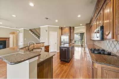 3316 Lexington Avenue, Grapevine, TX 76051 - Photo 3