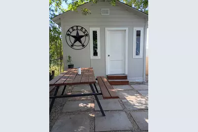 2671 Moffatt Avenue, Dallas, TX 75216 - Photo 3