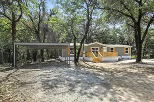131 Kelly Ct, Azle, TX 76020 - Photo 1