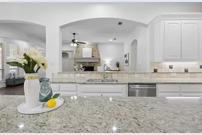 2105 Brandiles Drive, Lewisville, TX 75056 - Photo 7