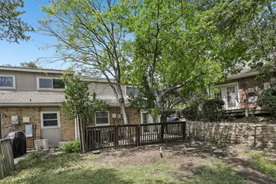 2712 Meadowstone Court, Carrollton, TX 75006 - Photo 25