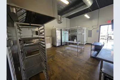210 W 6th Street, Ferris, TX 75125 - Photo 11