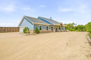 4305 Skyline Dr, Bluff Dale, TX 76433 - Photo 3