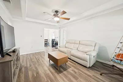 1009 Zelda Drive, Hurst, TX 76053 - Photo 5