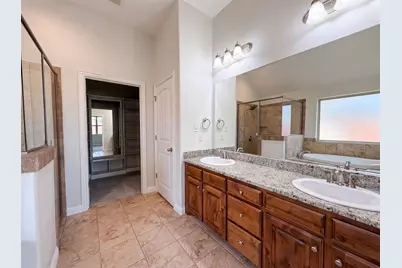 120 Donna Circle, Granbury, TX 76049 - Photo 11
