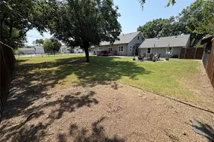 300 W Main St, Gunter, TX 75058 - Photo 35