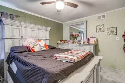 702 Lombardy Lane, Arlington, TX 76013 - Photo 21