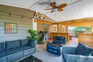 702 Lombardy Ln, Arlington, TX 76013 - Photo 31