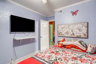 702 Lombardy Ln, Arlington, TX 76013 - Photo 27