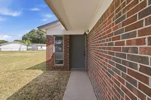 1833 Pelican Dr N, Pelican Bay, TX 76020 - Photo 3