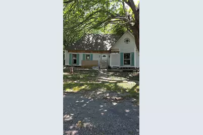 107 W Travis Street, Leonard, TX 75452 - Photo 1