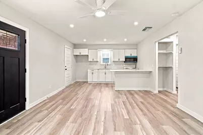 1504 Coral Cut Off, Pelican Bay, TX 76020 - Photo 9