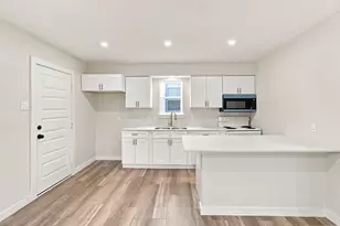 1504 Coral Cut Off, Pelican Bay, TX 76020 - Photo 13