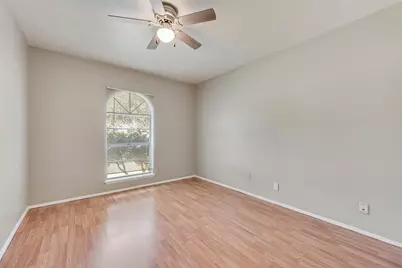 2002 Rose Hill Road, Carrollton, TX 75007 - Photo 17