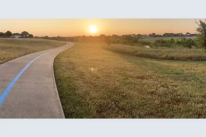 2002 Rose Hill Road, Carrollton, TX 75007 - Photo 29