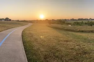2002 Rose Hill Rd, Carrollton, TX 75007 - Photo 29