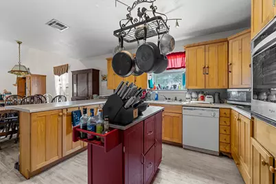 353 County Road 176, Marlin, TX 76661 - Photo 9