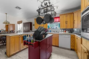 353 County Rd 176, Marlin, TX 76661 - Photo 9