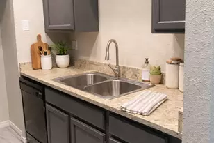 5620 Live Oak St, Dallas, TX 75206 - Photo 3