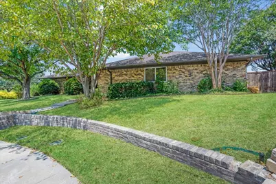 2149 Willow Place #B, Carrollton, TX 75006 - Photo 3