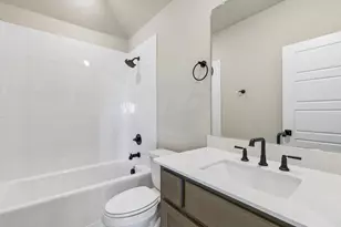 1003 Goldenrod Dr, Justin, TX 76247 - Photo 29