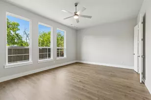 1005 Goldenrod Dr, Justin, TX 76247 - Photo 11