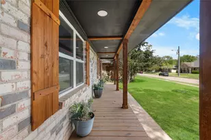 6211 Symphony Ln, Dallas, TX 75227 - Photo 3