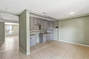 3104 Avenue L, Fort Worth, TX 76105 - Photo 5