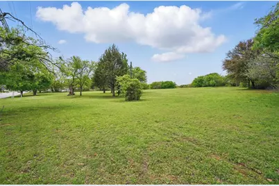 1721 N Walnut Creek Drive, Mansfield, TX 76063 - Photo 9