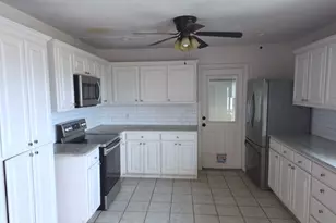10456 Gentry Dr, Justin, TX 76247 - Photo 7
