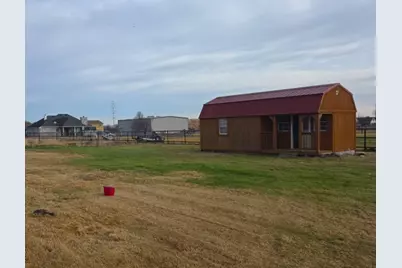 10456 Gentry Drive, Justin, TX 76247 - Photo 19