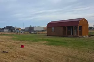 10456 Gentry Dr, Justin, TX 76247 - Photo 19