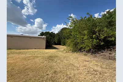 322 N Belt Line Road, Grand Prairie, TX 75050 - Photo 3