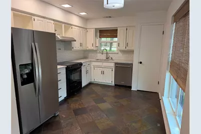 3410 Timberline Drive, Grapevine, TX 76051 - Photo 11