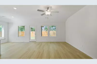 6624 Valley Lake Lane, Fort Worth, TX 76036 - Photo 11