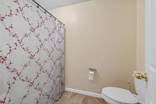 129 Texas Ave, Hewitt, TX 76643 - Photo 11