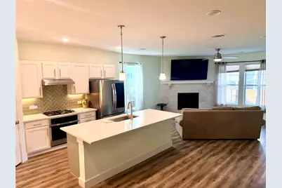 10923 Eva Mae Boulevard, Grand Prairie, TX 76065 - Photo 3