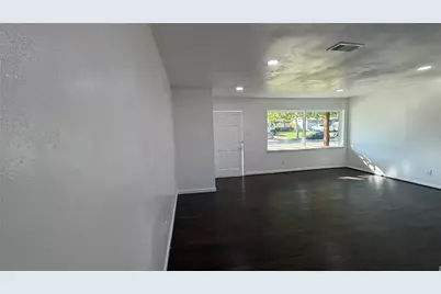 10816 Mandalay Drive, Dallas, TX 75228 - Photo 3