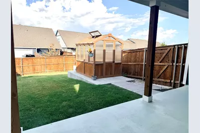 10923 Eva Mae Boulevard, Grand Prairie, TX 76065 - Photo 17