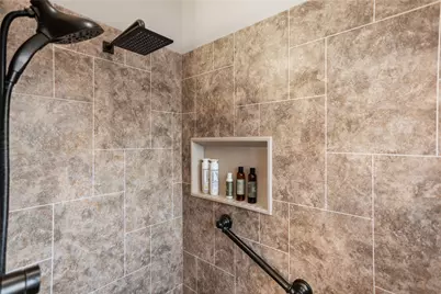 6001 Prairie Wood Court, Arlington, TX 76018 - Photo 17