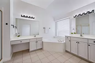 1343 Bent Tree Dr, Frisco, TX 75036 - Photo 9