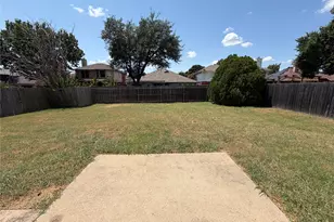 6224 St Leonard Dr, Arlington, TX 76001 - Photo 19